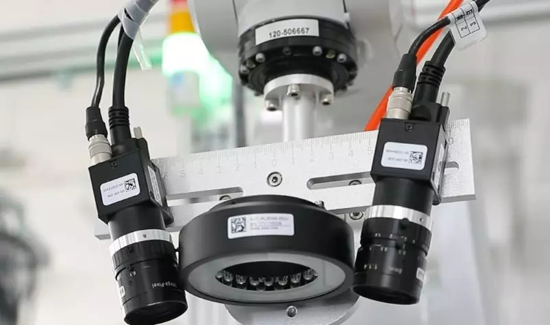 机器视觉技术在零部件尺寸精准测量检测中的应用与分析